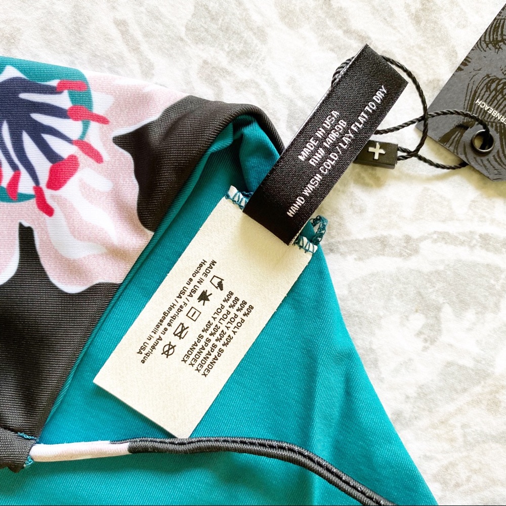 TAVIK Ryan Sport Bikini Top Blossom Small NWT - Picture 6 of 8